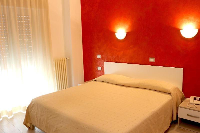 Tourist Hotel 3*
